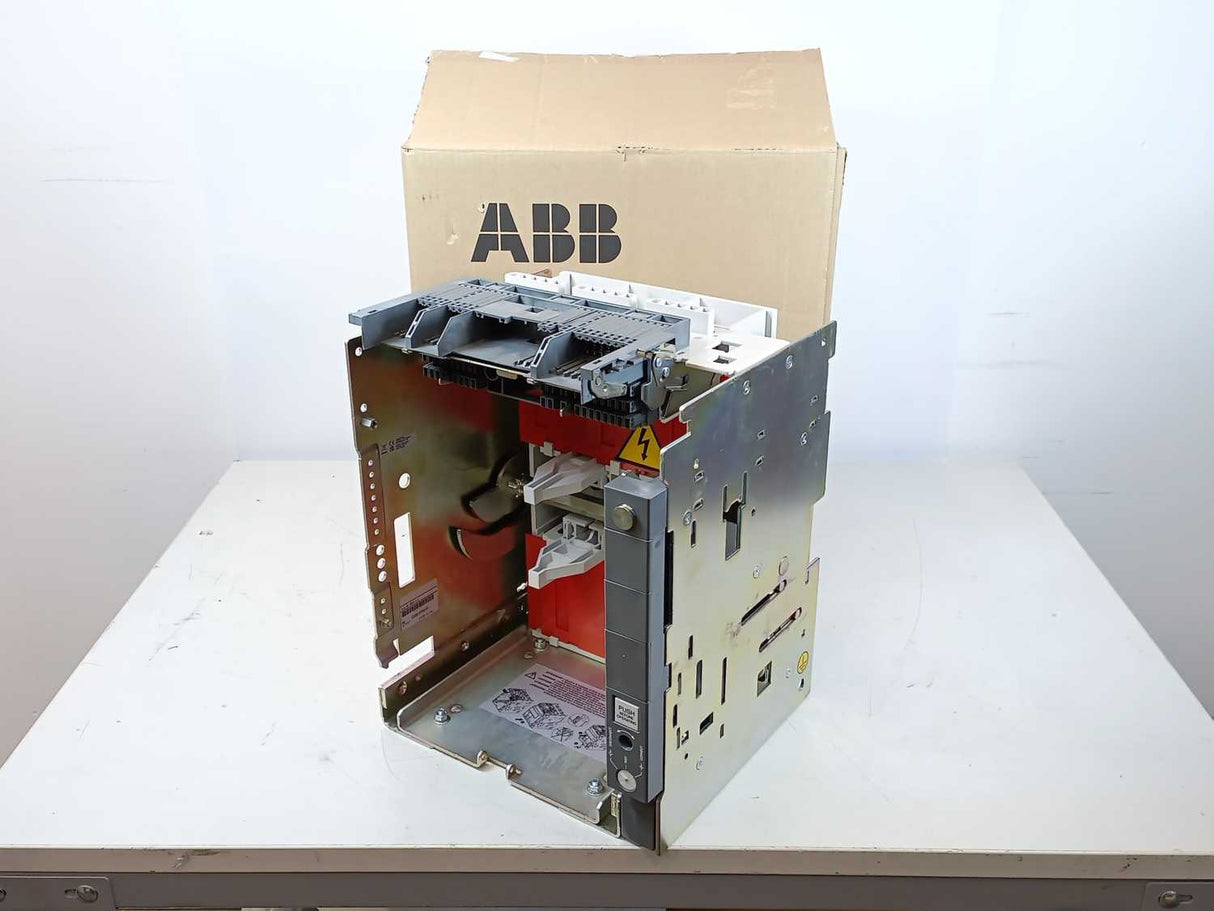 ABB 1SDA104703R1 XT7-XT7M W FP 3p HR IEC/UL