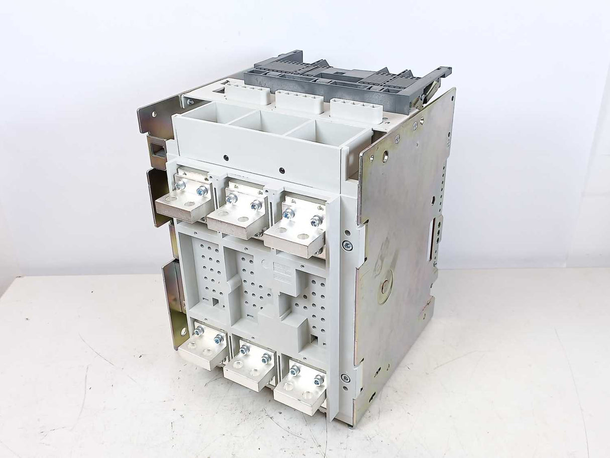 ABB 1SDA104703R1 XT7-XT7M W FP 3p HR IEC/UL