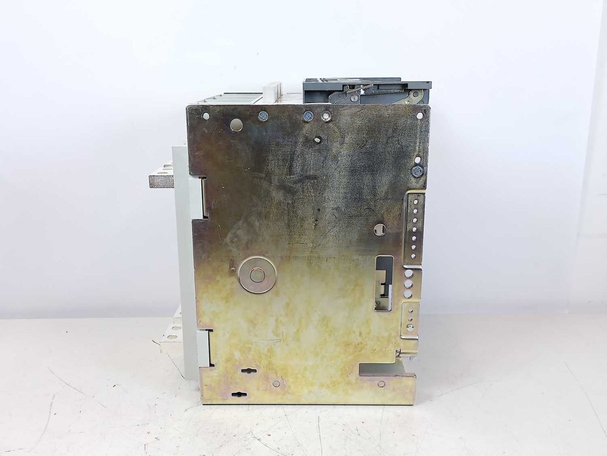 ABB 1SDA104703R1 XT7-XT7M W FP 3p HR IEC/UL
