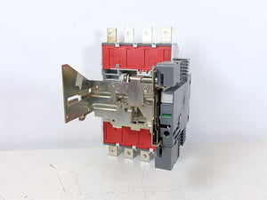 ABB 1SDA104693R1 XT5 W FP 630A 4p EF EF IEC/UL Fixed Part Withdrawable