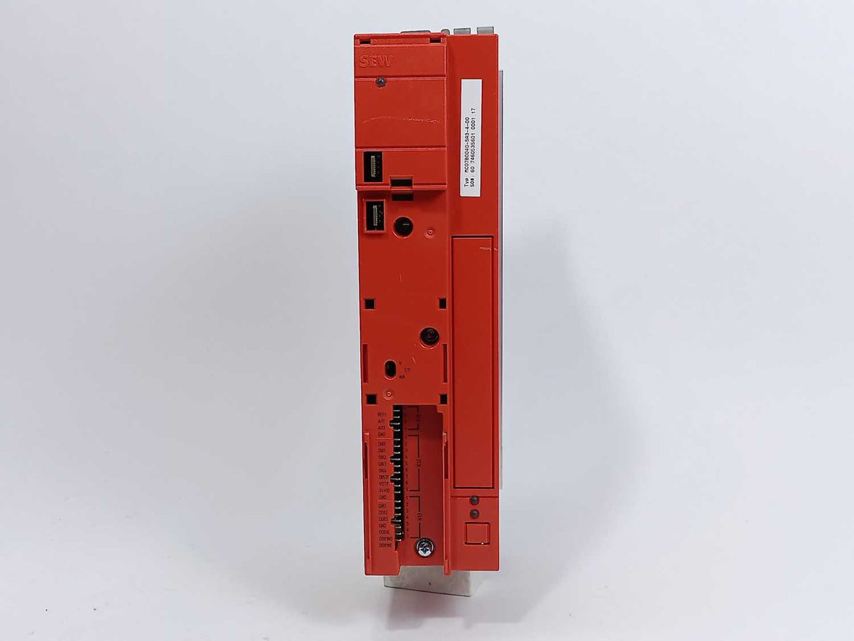 SEW-EURODRIVE  MC07B0040-5A3-4-00 MOVITRAC Frequency Inverter 4kW/5HP, 0-599Hz