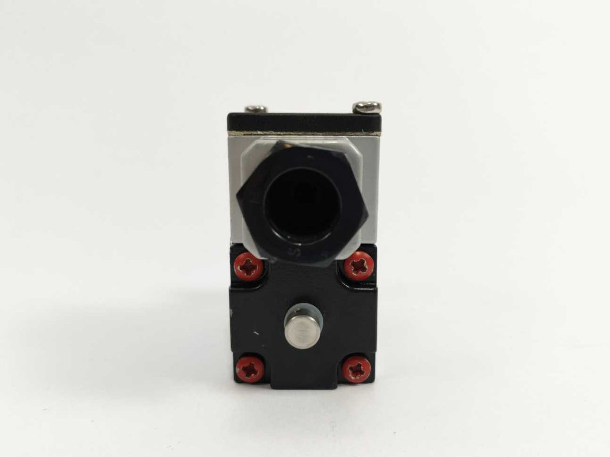 Festo 184103 MGXIAH-3/2-0.8-24DC Solenoid Valve