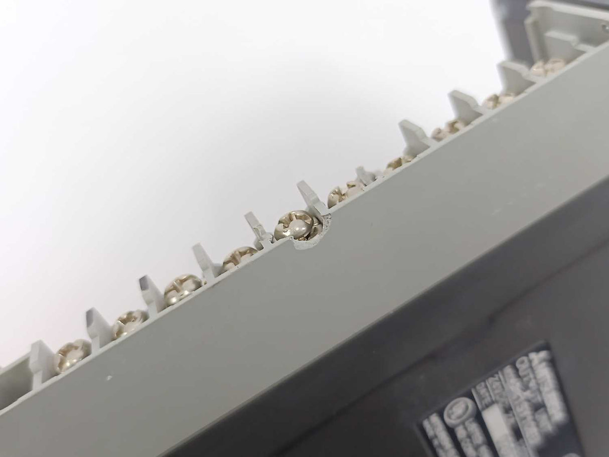 Mitsubishi A1SY10EU Output Unit