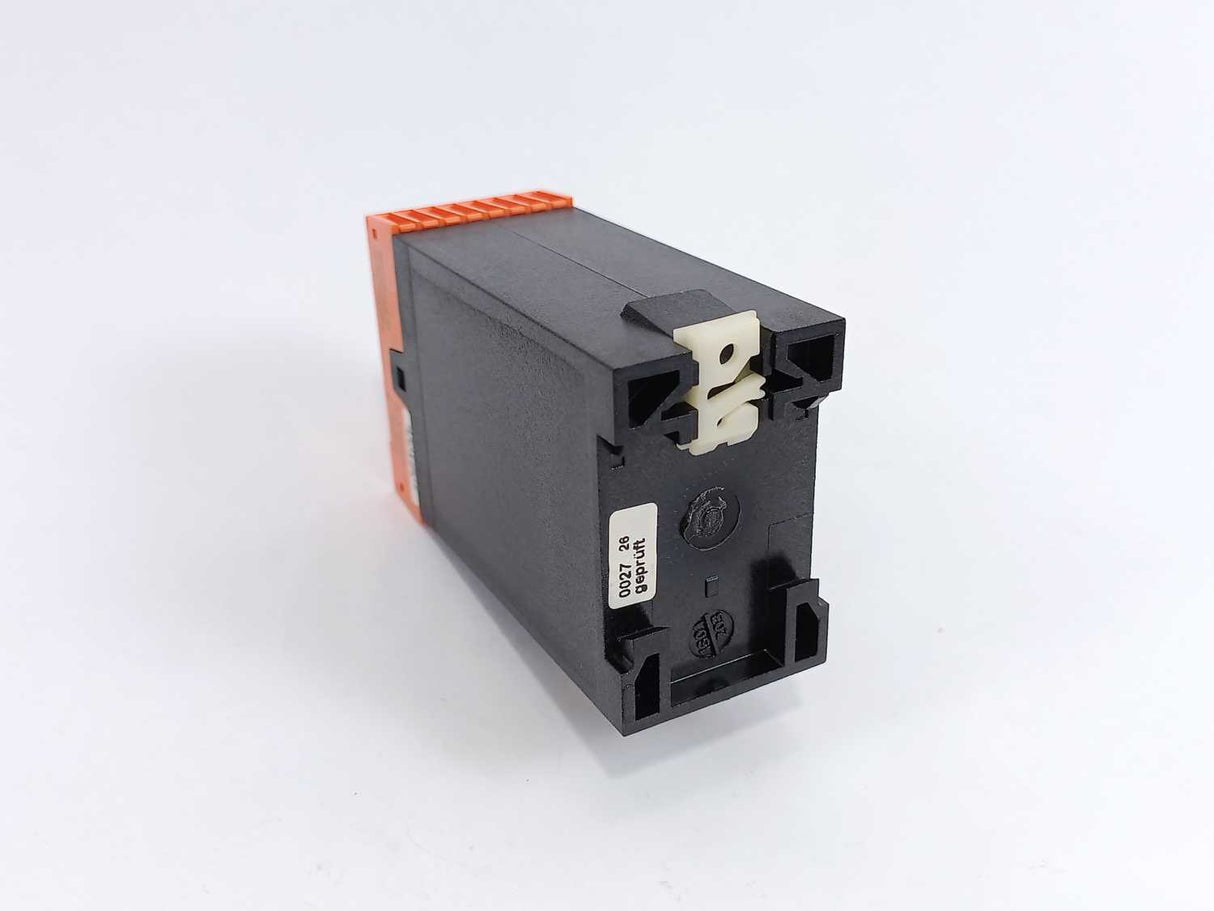 E.Dold & Söhne BD5935.48/824/61 Safety Relay