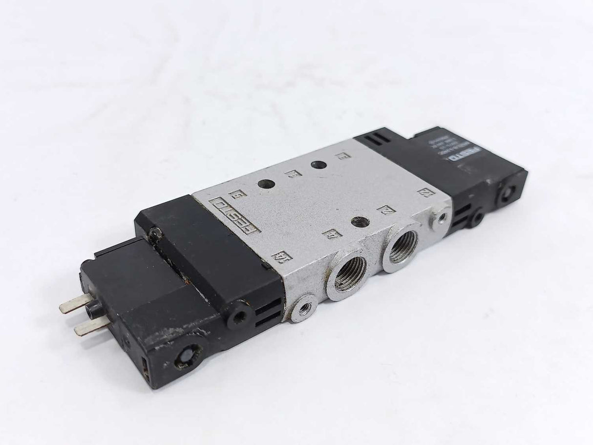 Festo 196939 Solenoid Valve CPE14-M1BH-5J-1/8