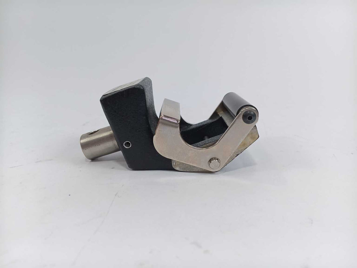 Instron 2713-001 Self Tightening Roller Grips With 1kN (225lbf) Capacity, 2pcs.