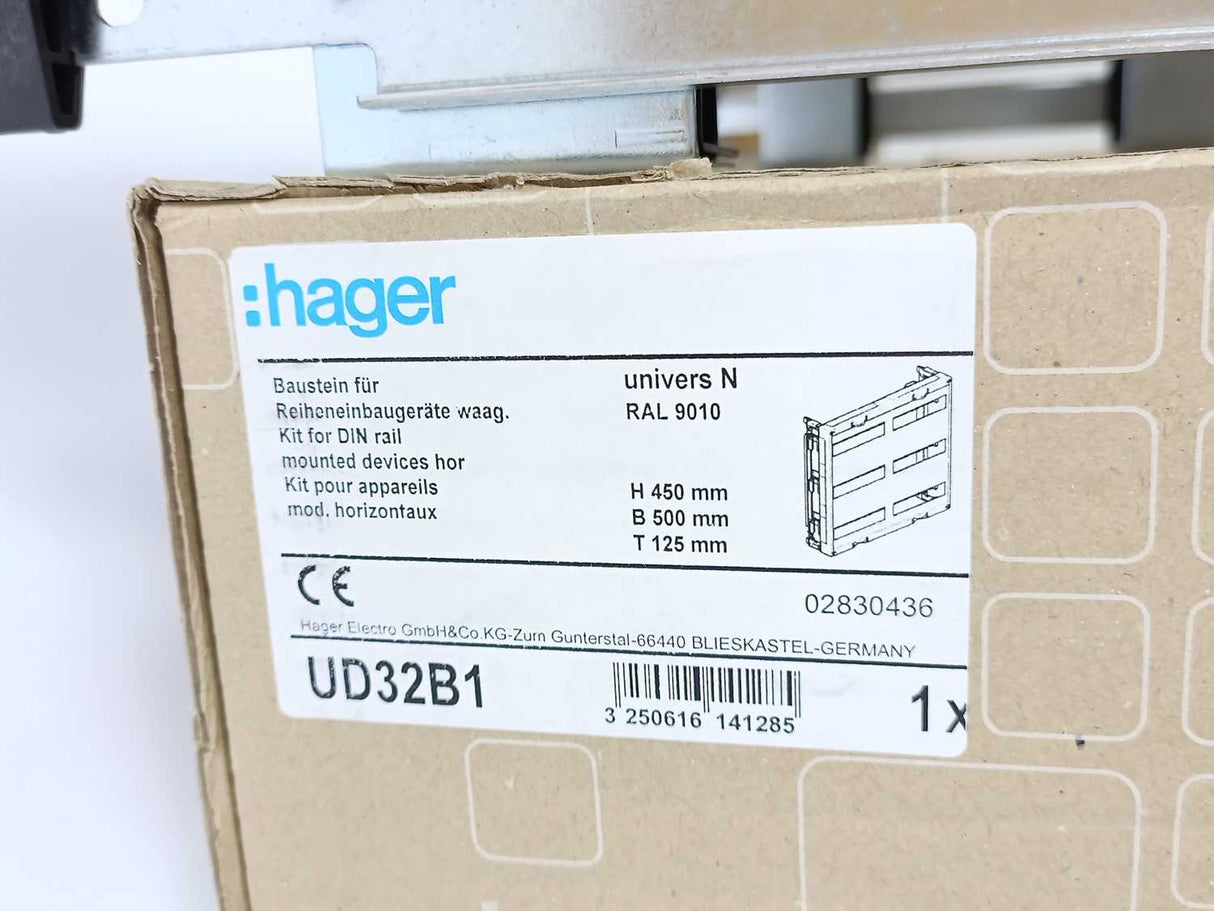 hager UD32B1 Kit For DIN Rail ,450x500mm, Horizontal, 6x12Module