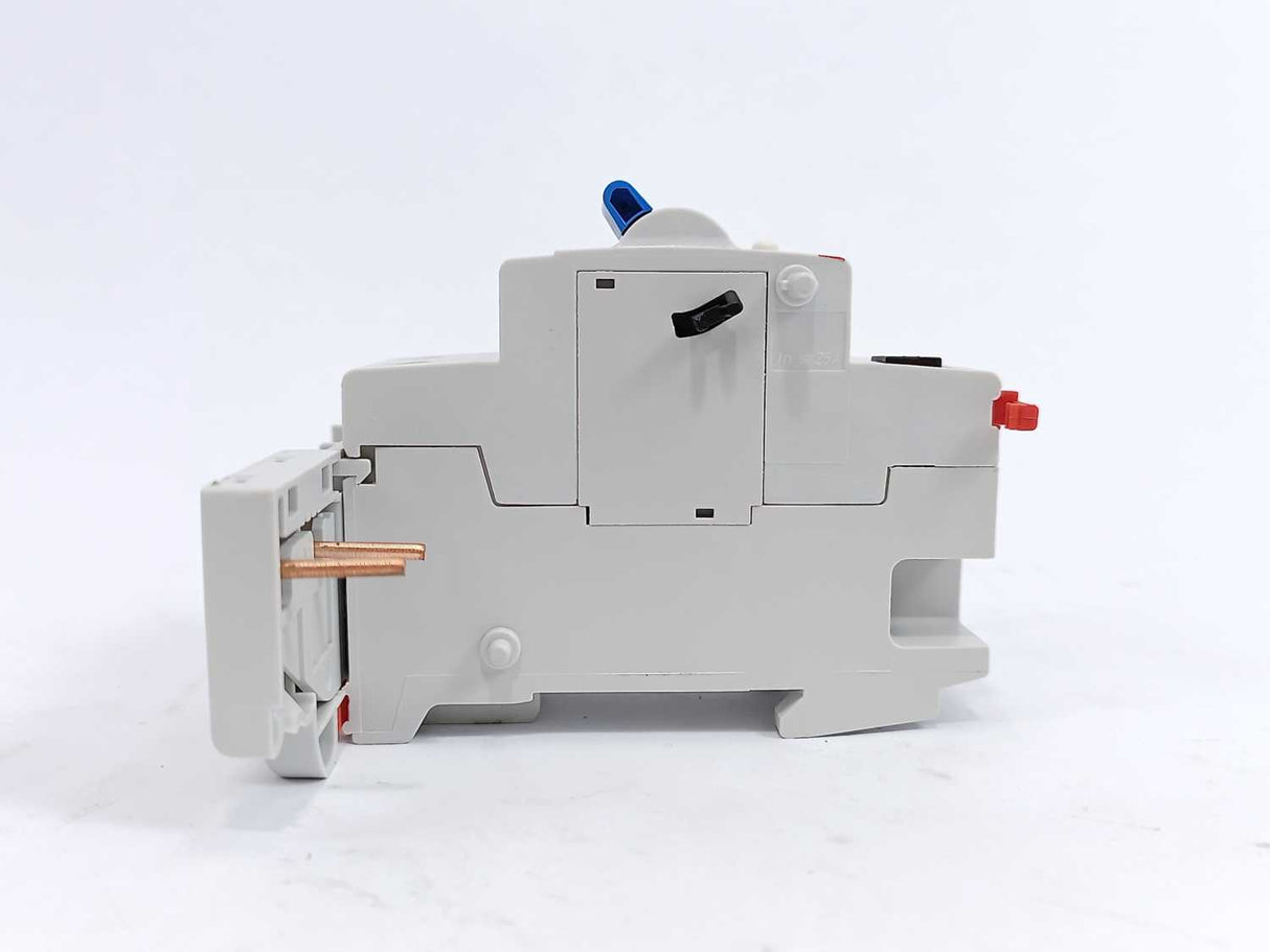 ABB 2CSB202101R3250 DDA202 A-25/0.3