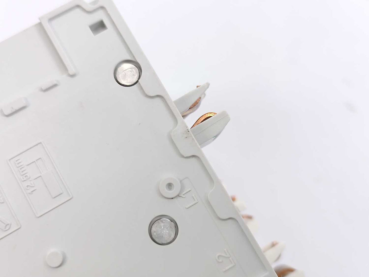 ABB 2CCS573103R8064 Miniature Circuit Breaker S403M-C6NP