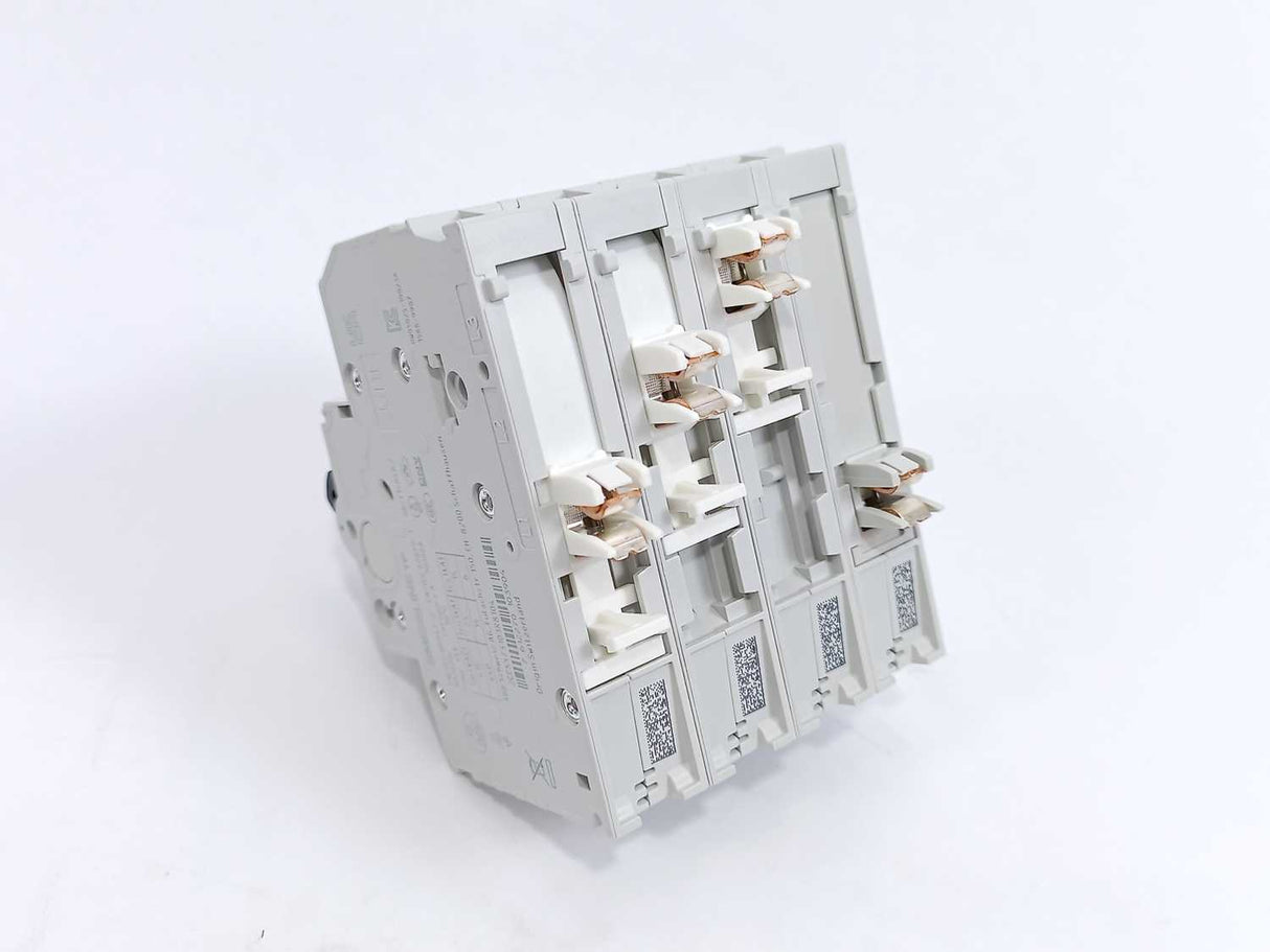 ABB 2CCS573103R8104 Miniature Circuit Breaker, S403M-C10NP