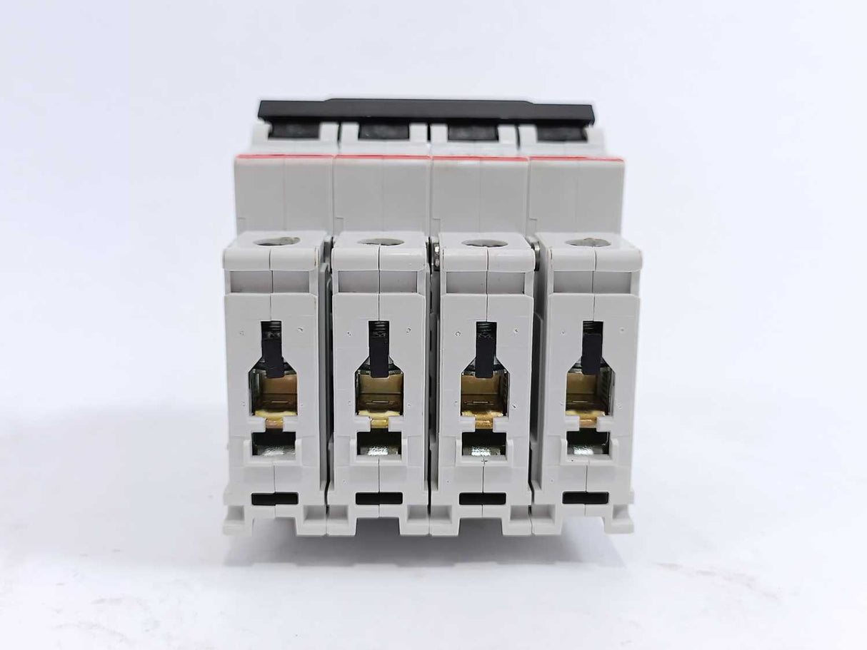 ABB 2CCG000405R0001 Miniature Circuit Breaker S403P-C25NP