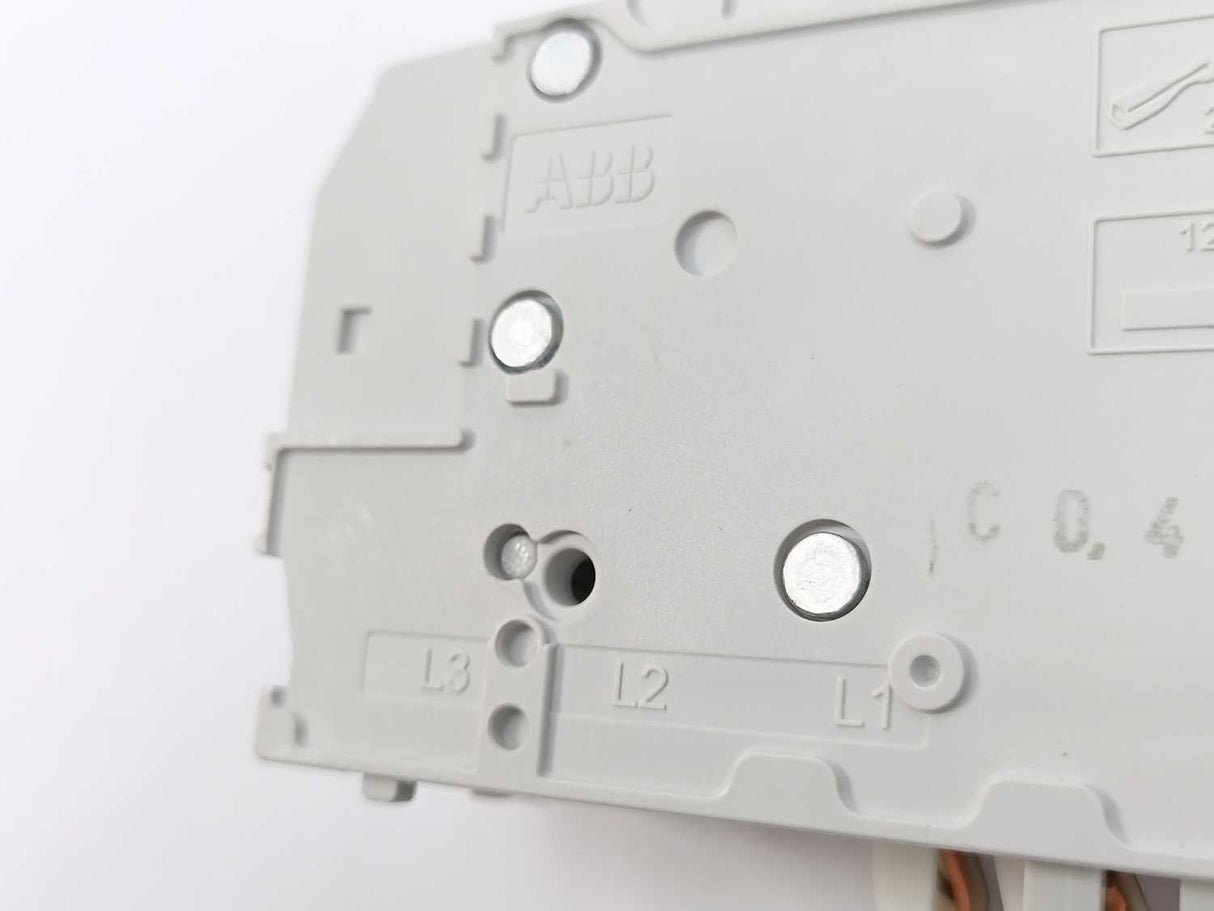 ABB 2CCS571103R8044 S401M-C4NP Miniature Circuit Breaker