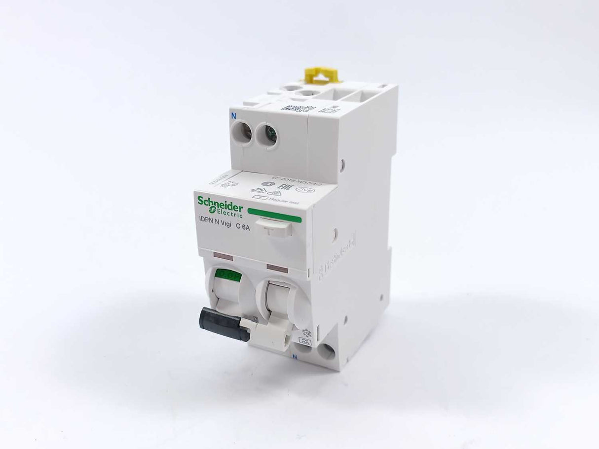 Schneider Electric A9D32606 Residual Current Breaker