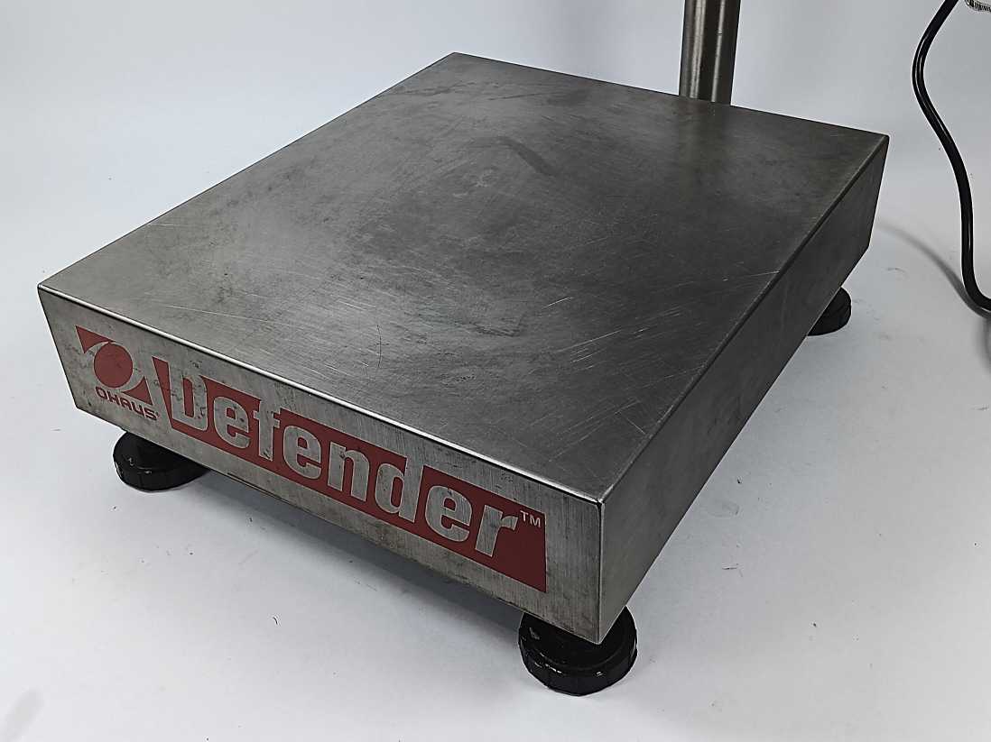 OHAUS D60BR Defender 3000 XtremeW Industrial Scale w/ T32XW Indicator