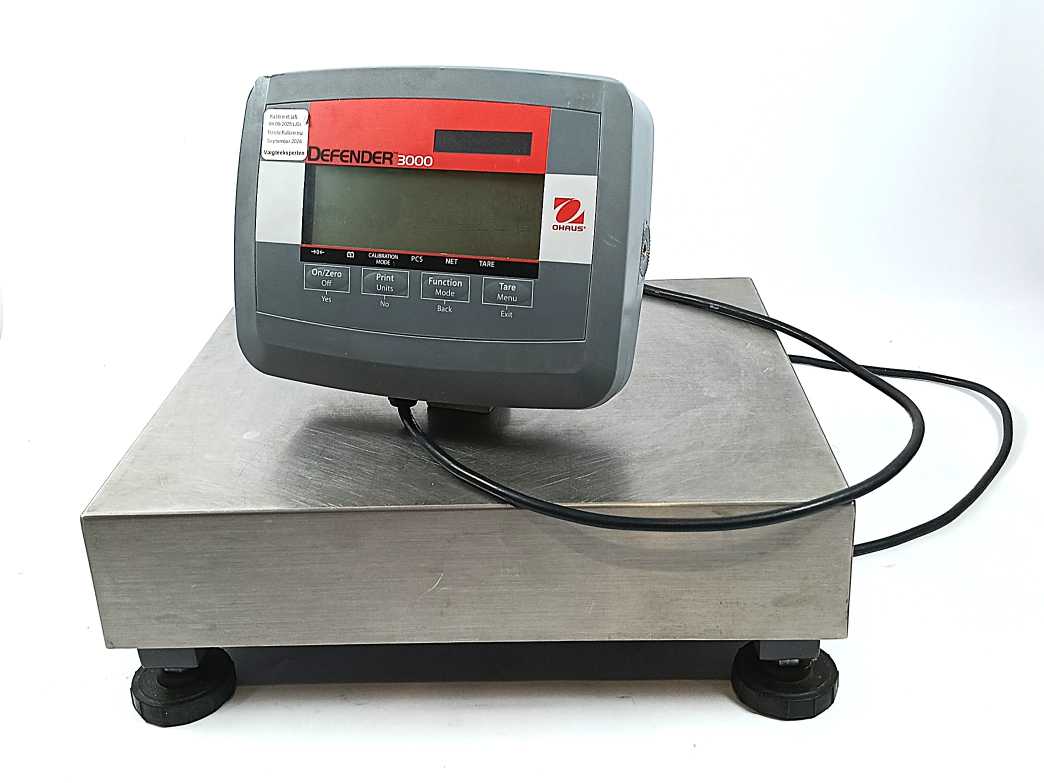 OHAUS D31P60BR D60BR Defender 3000 Industrial Scale w/ T31P Indicator