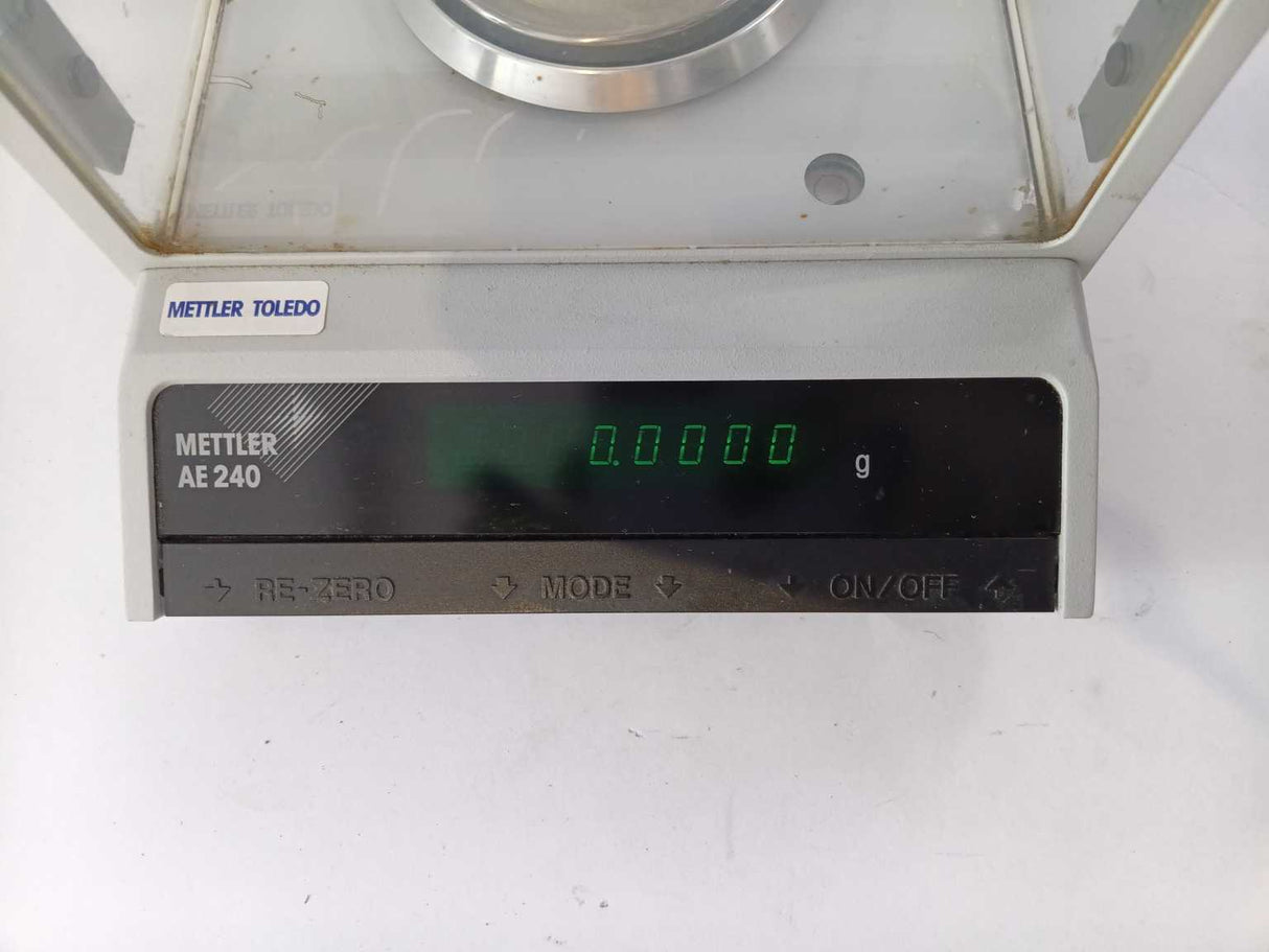 Mettler AE240-S Dual Range Digital Analytical Balance