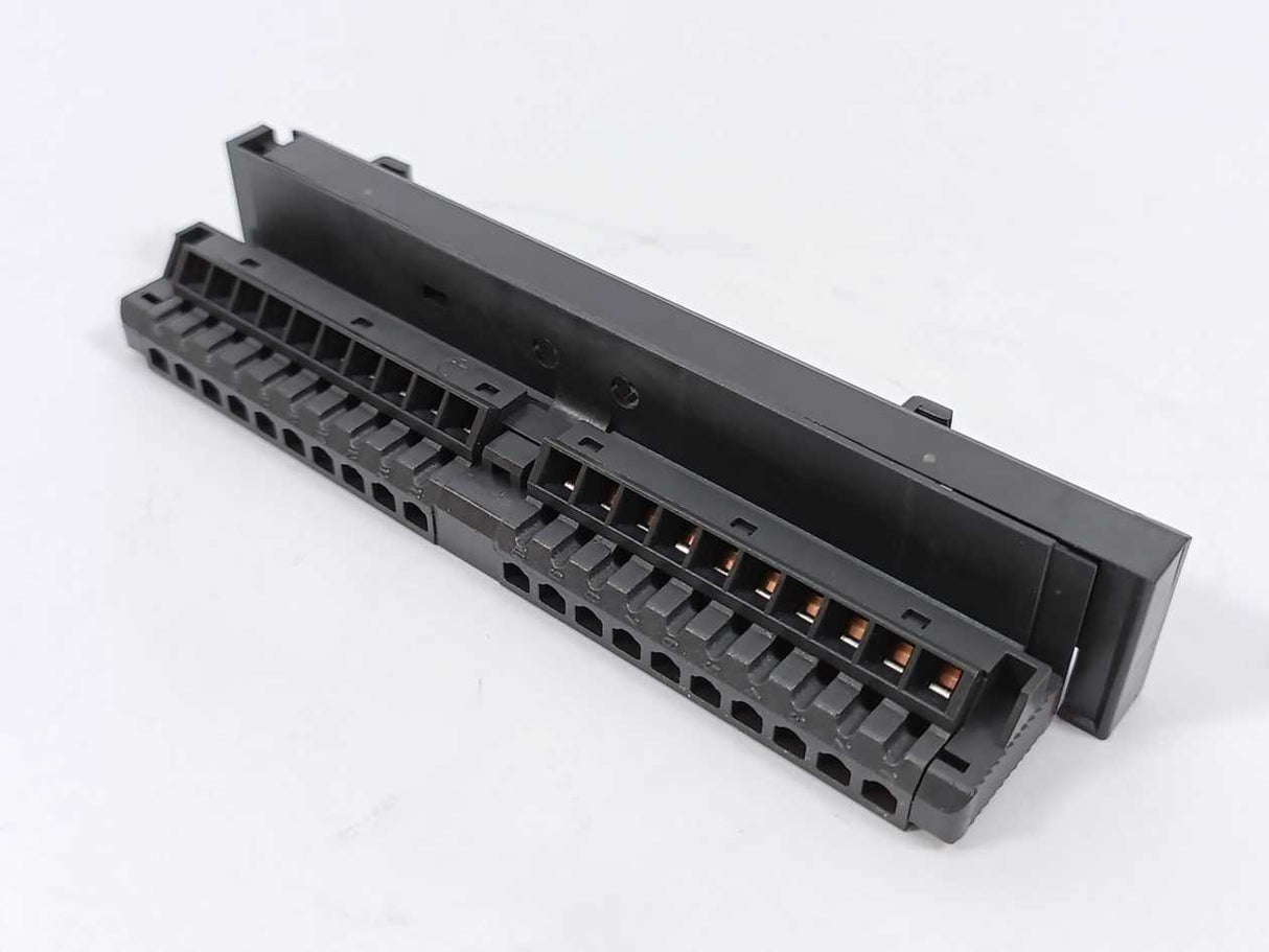 Siemens 6ES7392-1BJ00-0AA0 Simatic Connector