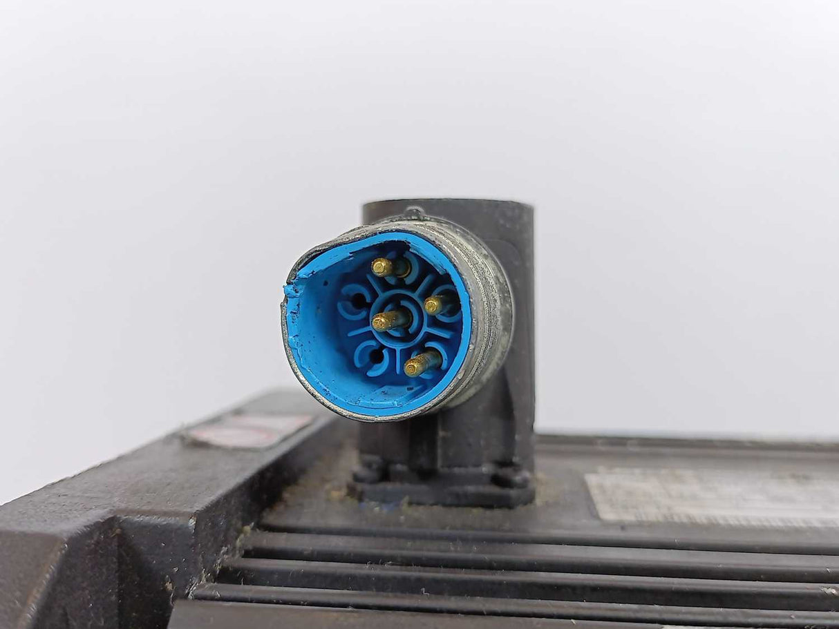 LENZE MDFKARS090-22 00390179 Servo Motor