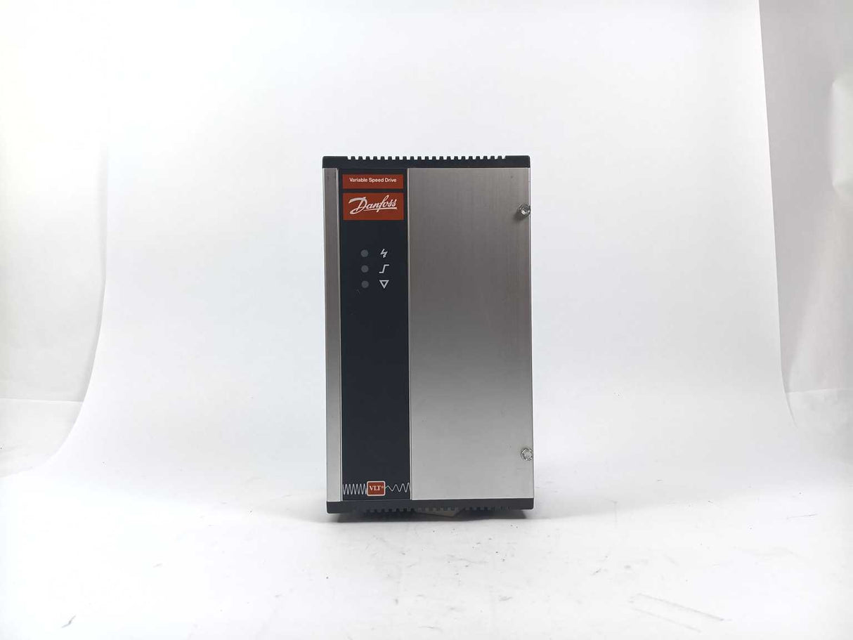 Danfoss 1015 016301G168 VLT Variable Speed Drive