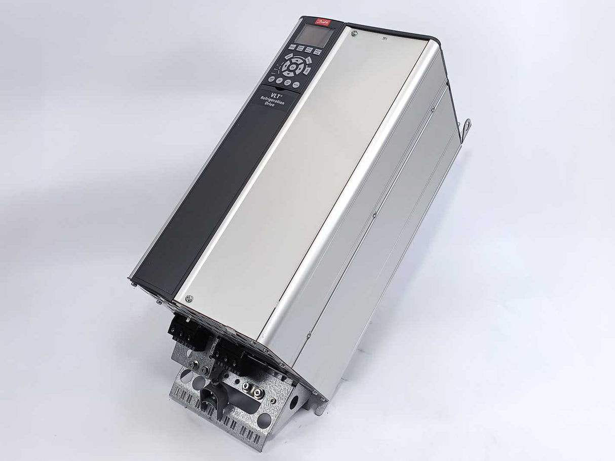Danfoss 134F7630 FC-103P22KT4E20H1XGX VLT® Refrigeration Drive FC-103 22kW