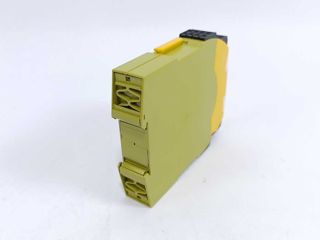 Pilz 751104 Safety Relay, PNOZ s4