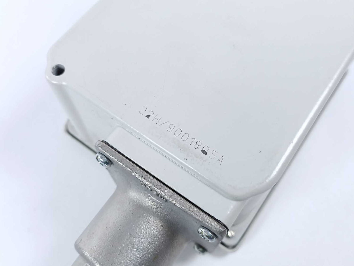 WIKA 85501614 Pressure Switch PSM-550-B3 22 SA 0.2 ... 6 BAR