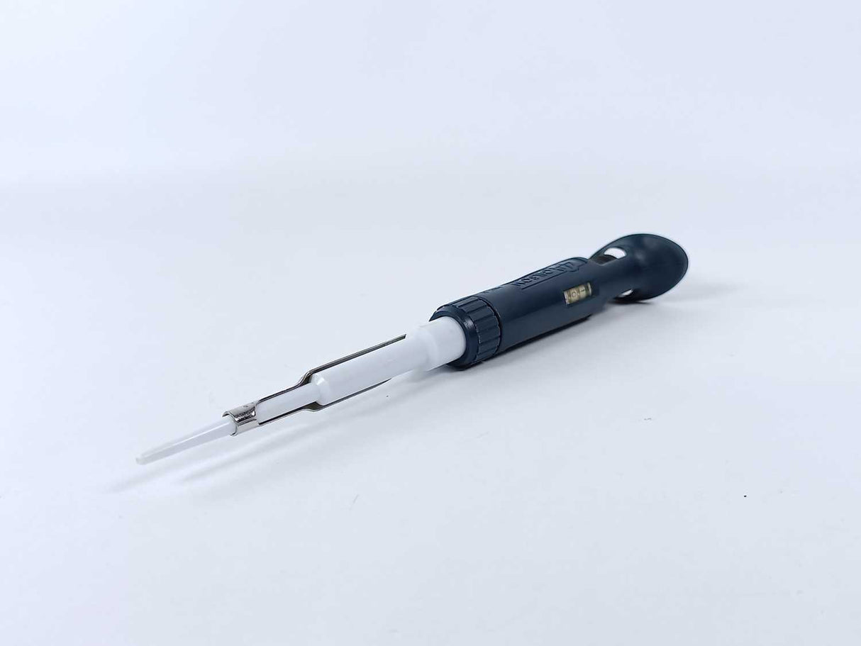 Gilson Pipetman Pipette Bundle w/ Stand