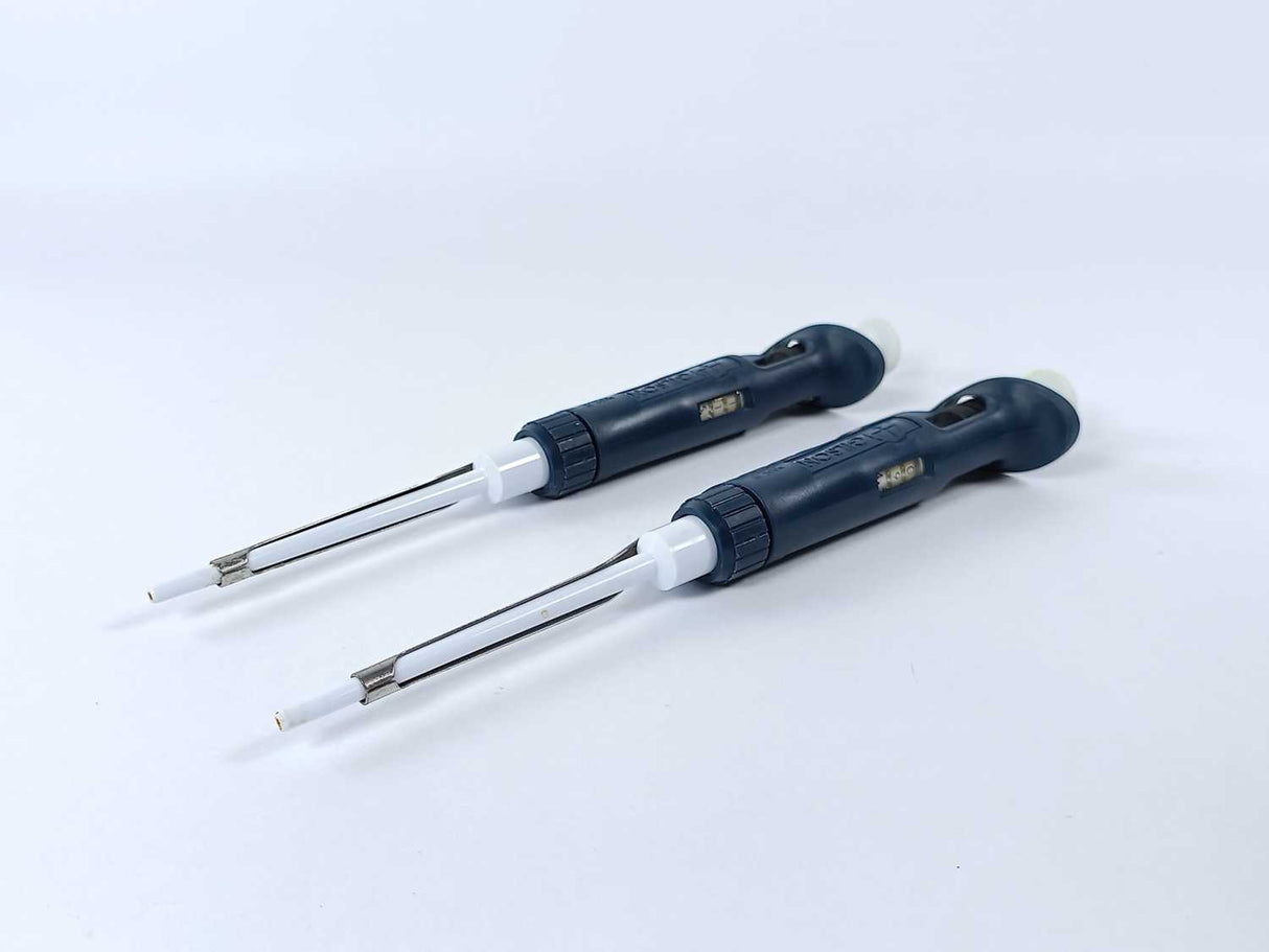 Gilson Pipetman Pipette Bundle w/ Stand