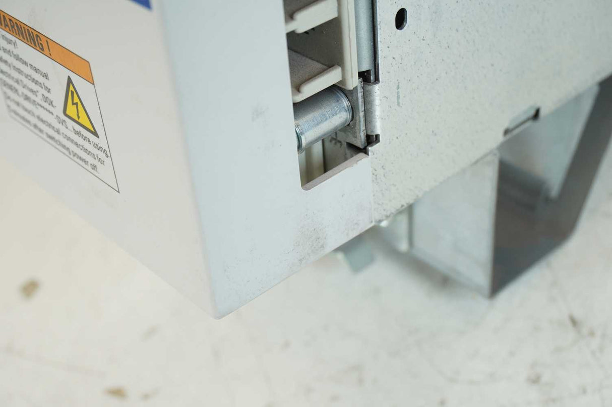 Bosch Rexroth / Indramat HDS03.2-W075N-HS33-01-FW HDS Drive Controller