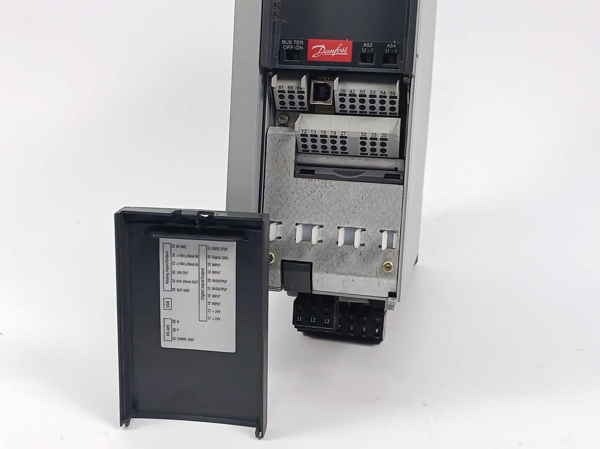 Danfoss FC-301PK55T4E20H1BNXXXXSXXXXAXBXCXXXXDX 131B1234 VLT Frequency Inverter