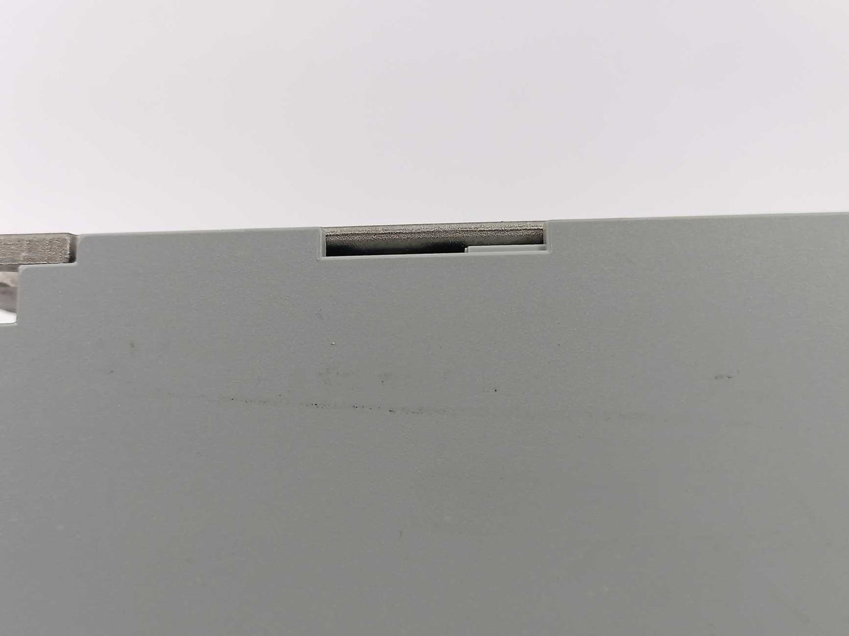 Danfoss FC-301PK75T4E20H1XNXXXXSXXXXAXBXCXXXXDX 131B235 VLT Inverter 0,75 kW