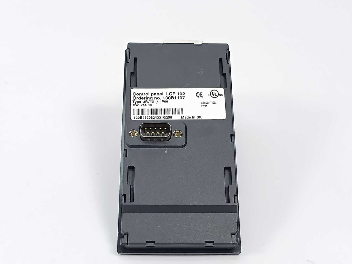 Danfoss FC-301PK75T4E20H1XNXXXXSXXXXAXBXCXXXXDX 131B235 VLT Inverter 0,75 kW