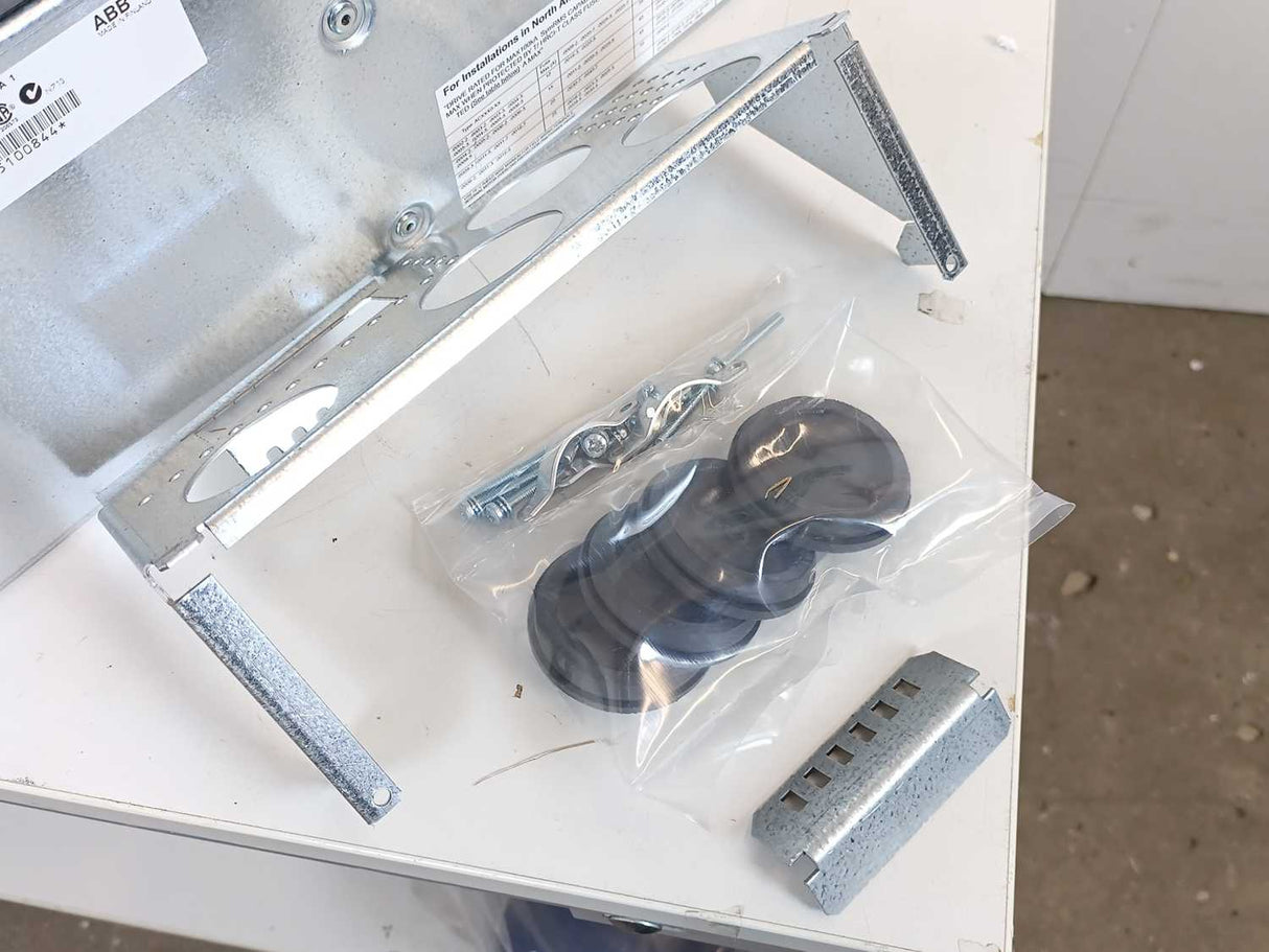 ABB 3AUA0000005172 ACS800-01-0050-3+E200