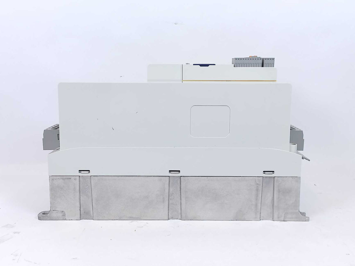 LENZE E84AVHCE1534SB0 Inverter Drives 8400, High Line C 15Kw