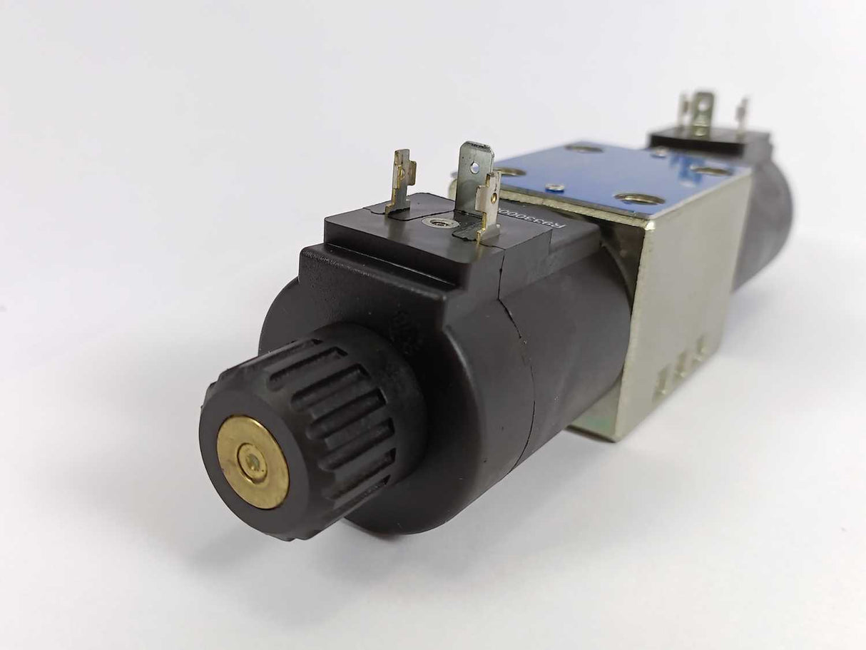 Bosch Rexroth R933003799 L5111B201OC0100 4/3-4/2 Directional Valve