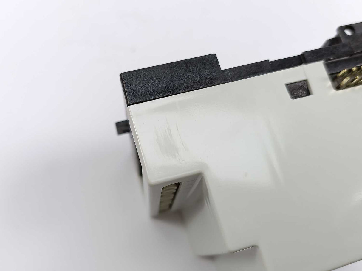 LK Netlon R8-230VAC10A-NO Relay Box