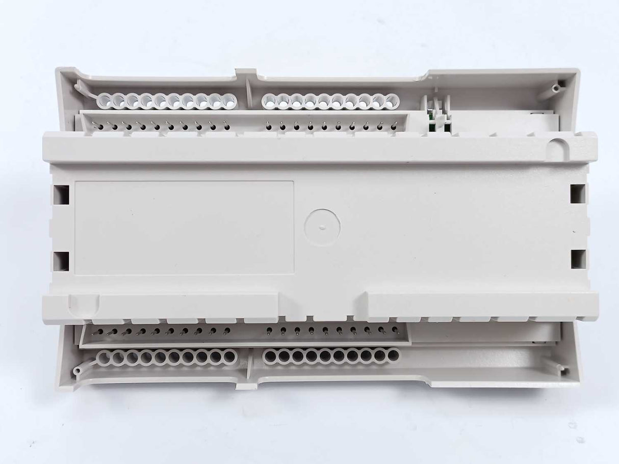 TAC 0-073-0011-2 302/N/P Xenta 302 Programmable Controller