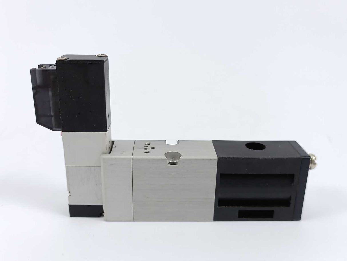 Koganei AME07-E1-PSL-17W Micro Vacuum Ejector w/ Solenoid Air Valve A041E1-48W