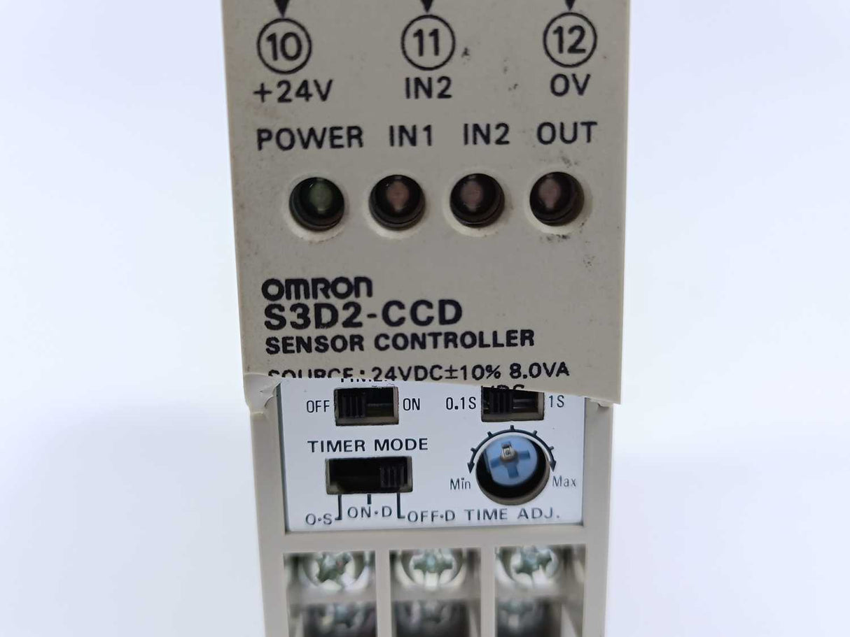 OMRON S3D2-CCD Sensor Controller