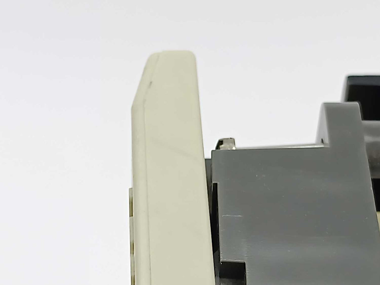 Modicon AS-B838-032 AEG Output Module