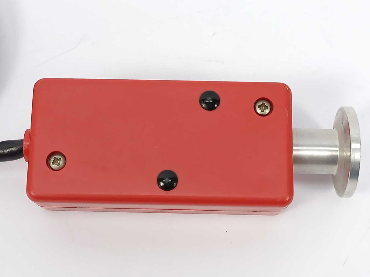Edwards D021-66-000 PRM10 Pirani Vacuum Gauge