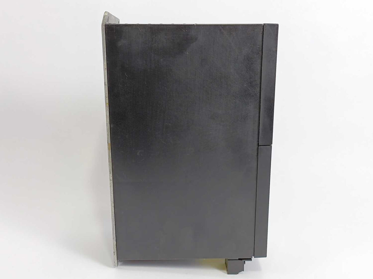 Danfoss 195N0061 VLT 2800 Drive VLT2822PT2B20ST0DBF00A00 3.8kVA