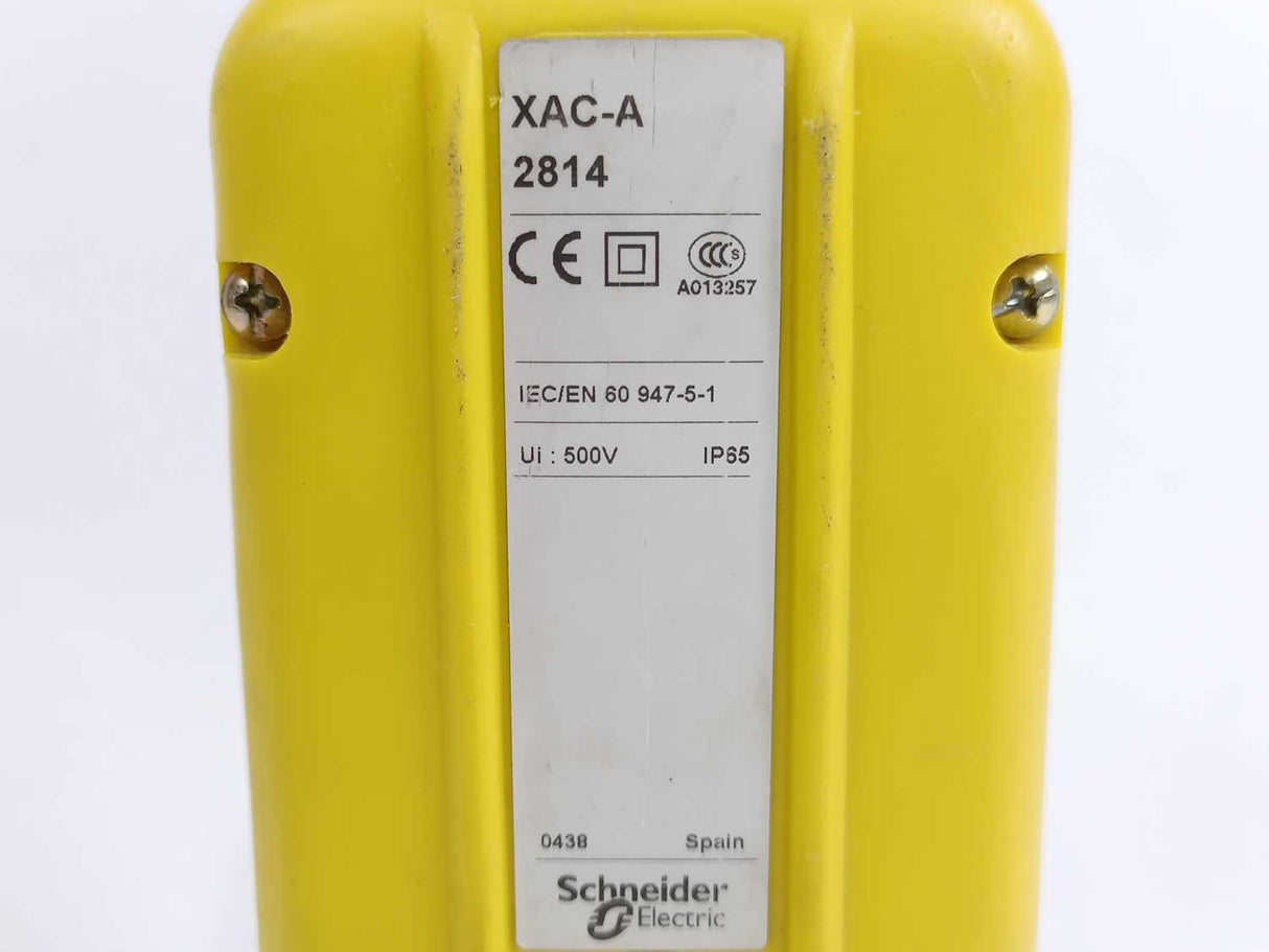 Schneider / Telemecanique XAC-A 2814 Control Switch Enclosure