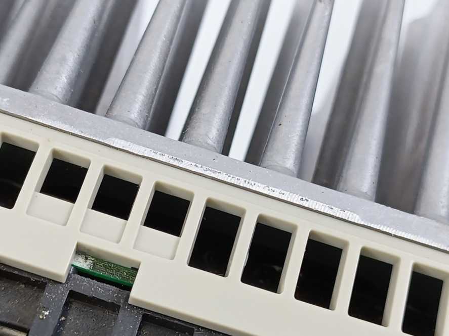 OMRON 3G3EV-AB007MA-CUES1 SYSDRIVE 3G3EV Inverter