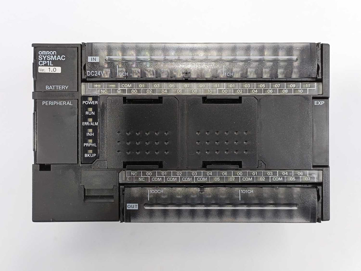 OMRON CP1L-M40DT1-D Programmable Controller, 24VDC Supply