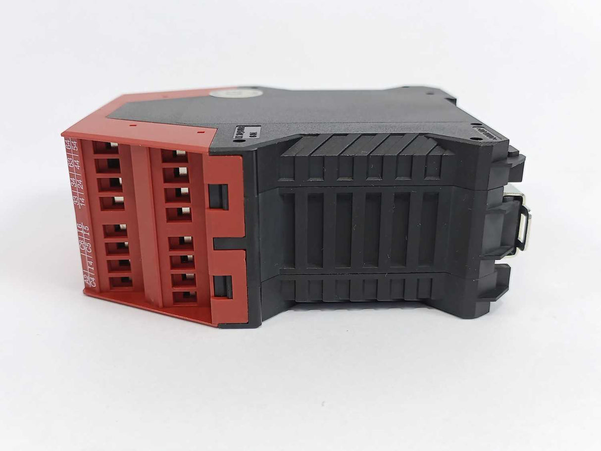 TELEMECANIQUE XPSMP11123 XPS-MP Safety Controller