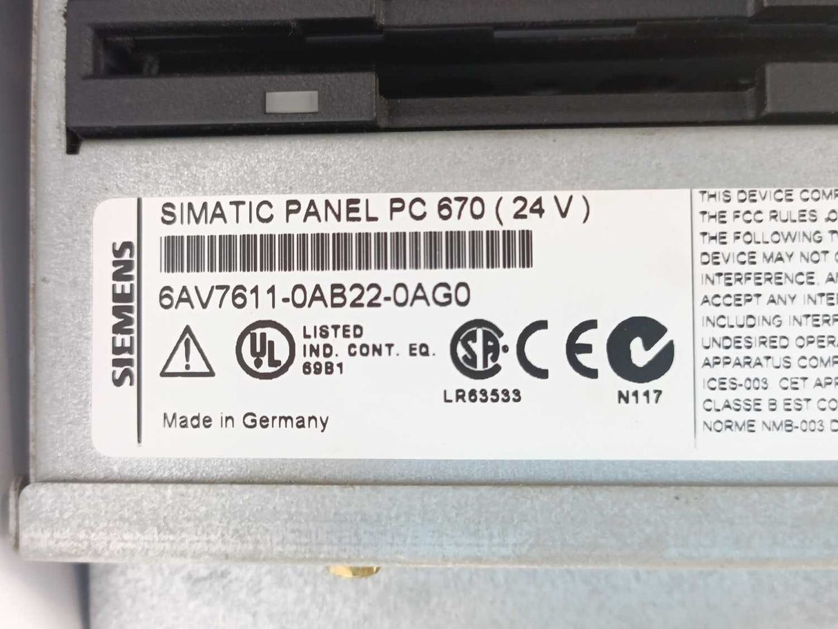 Siemens 6AV7611-0AB22-0AG0 SIMATIC Panel PC 670 (24V)