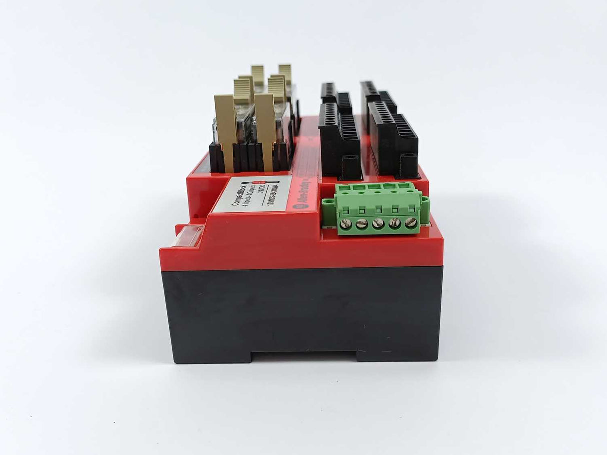 AB 1791DS-IB4XOW4 Series A Rev. A01 Guard I/O 8 Point Digital Comb Module