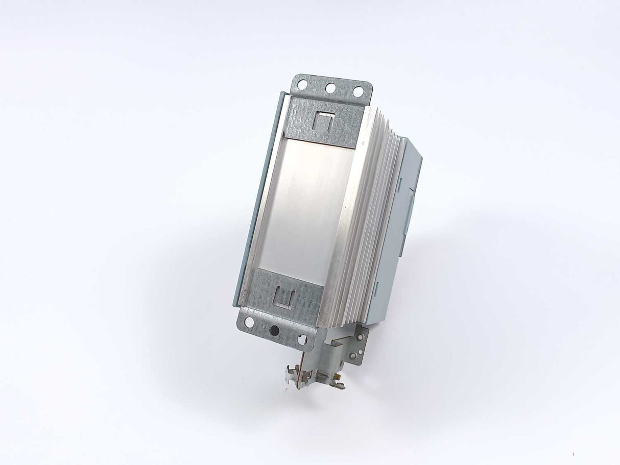 Vacon NXL00022C1N0SSS00 Frequency Converter
