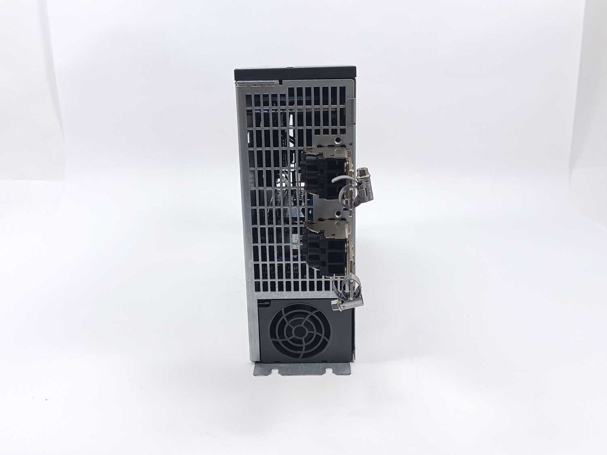 Siemens 6SL3120-2TE21-8AA3 Frequency converter (204147400751)